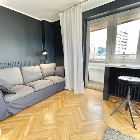 Super Silver 2Xmetro Parking Wifi 300 Mb/S Nowy Netflix Hbo Appletv Filharmonia Warszawa Zewnętrze zdjęcie
